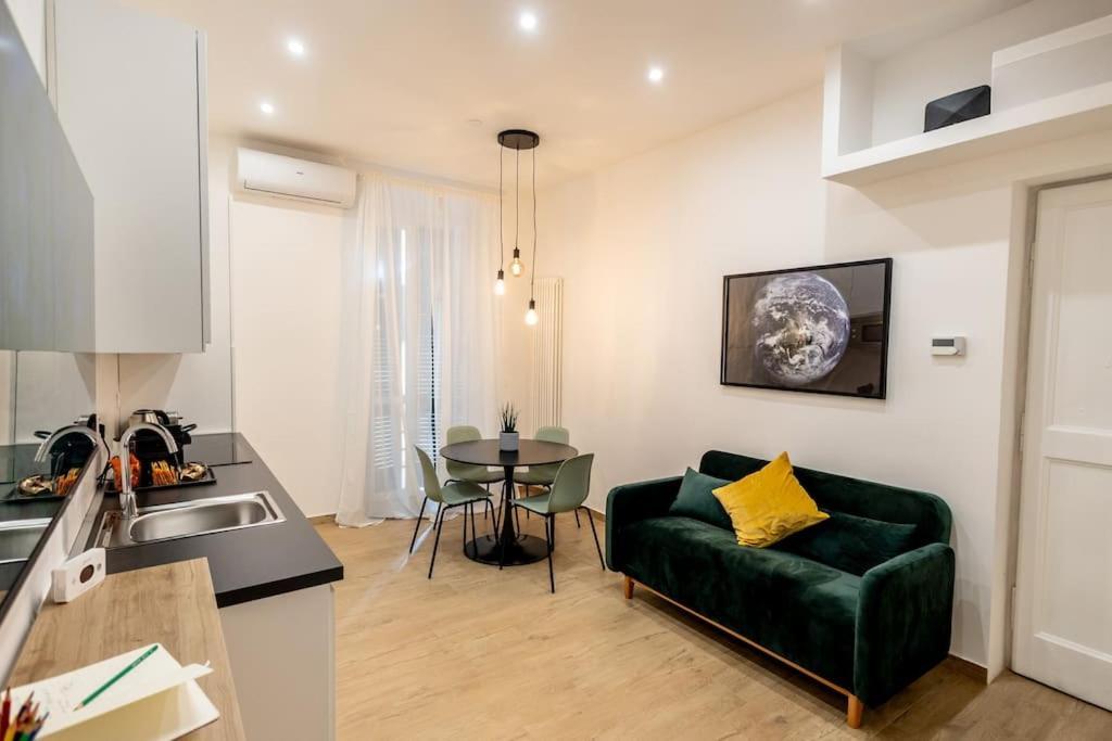 Apartment Re Di Ela Rom