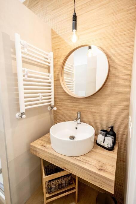 Apartment Re Di Ela *